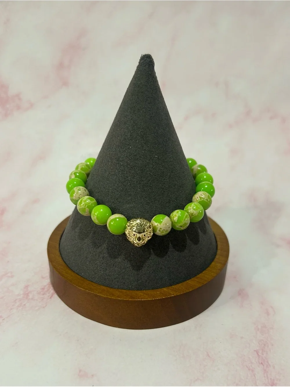 Green Beaded Lion Head Stretch Bracelet